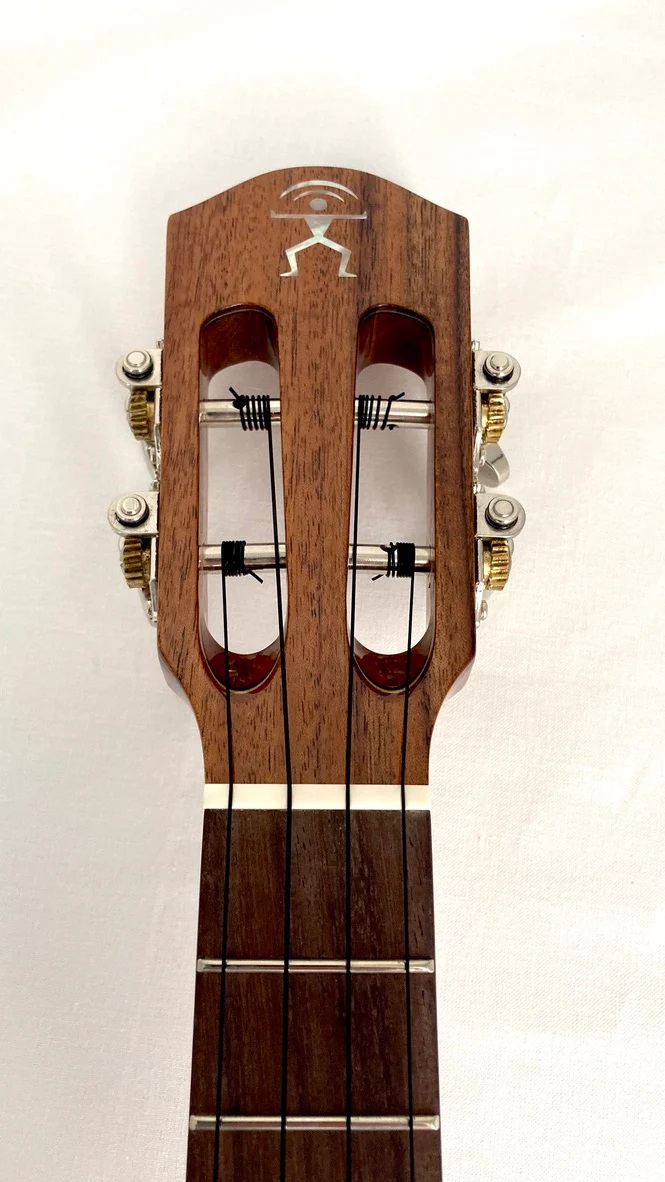 aNueNue AKK3 Tenor Ukulele aNueNue AKK3 Tenor Ukulele