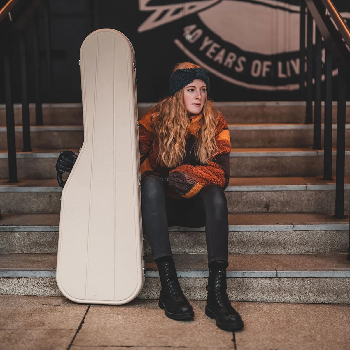 Hiscox EBS E-Basskoffer, ivory